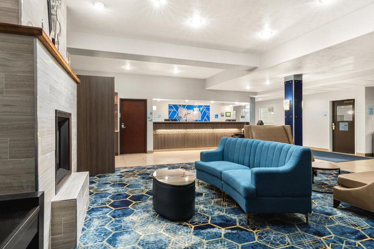 Holiday Inn Express Wenatchee By Ihg Exterior foto