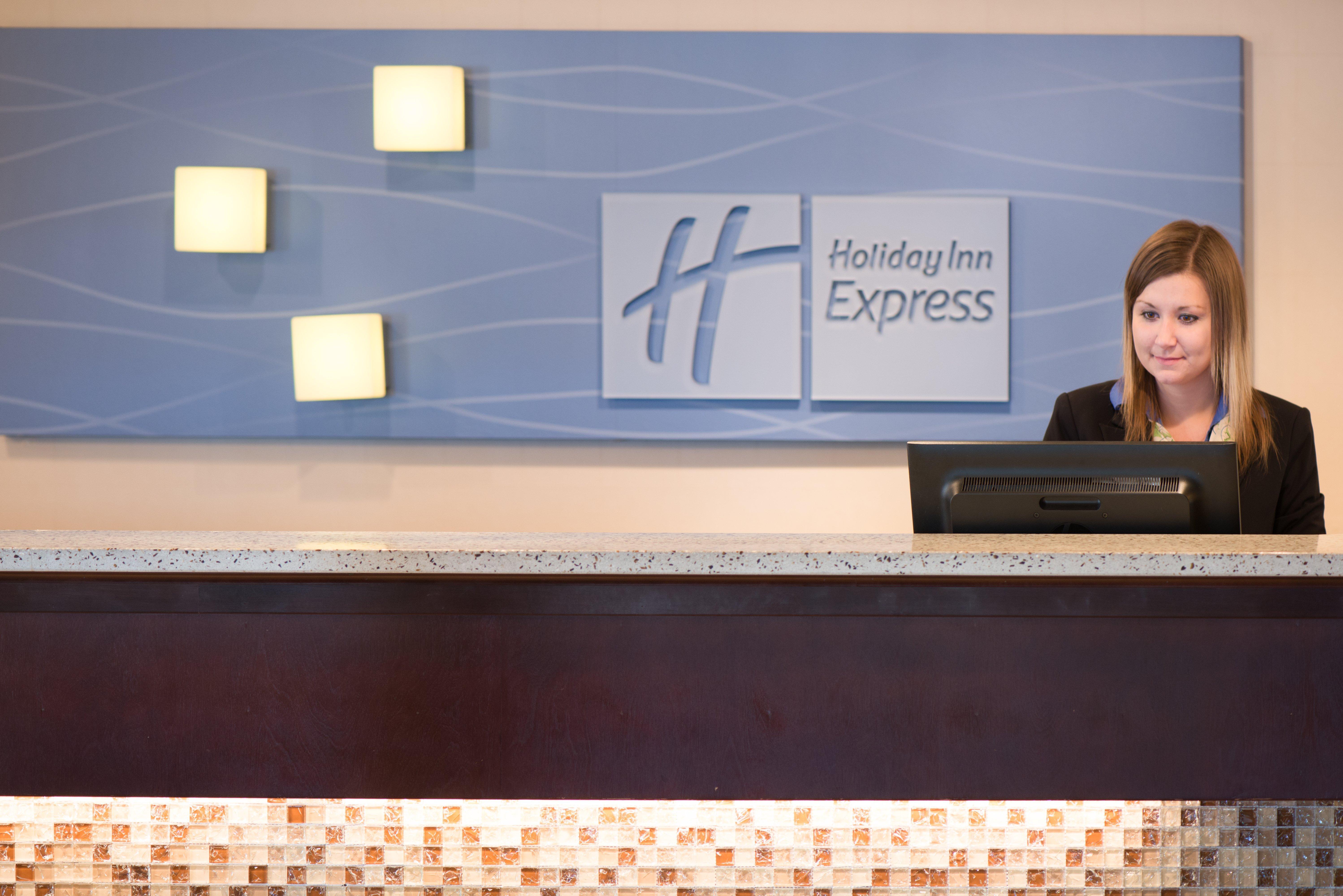 Holiday Inn Express Wenatchee By Ihg Exterior foto